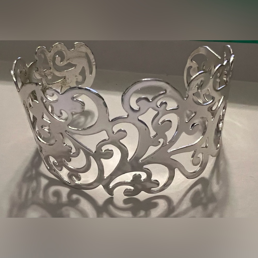 Elegant Silver Tone Filigree Cuff Bracelet